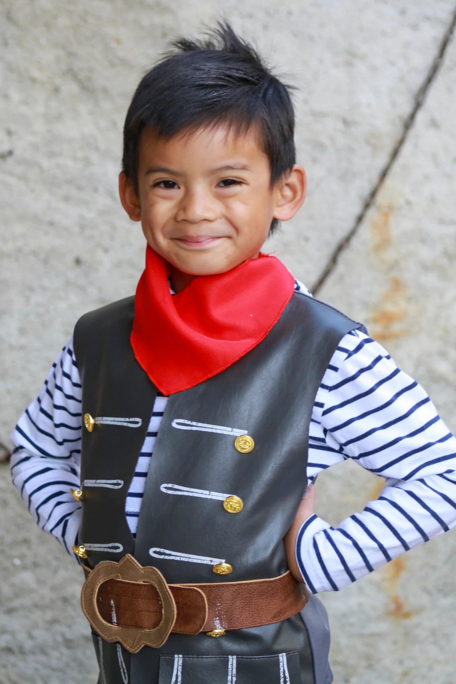 Skully Pirate Vest with Belt & Scarf 7/8